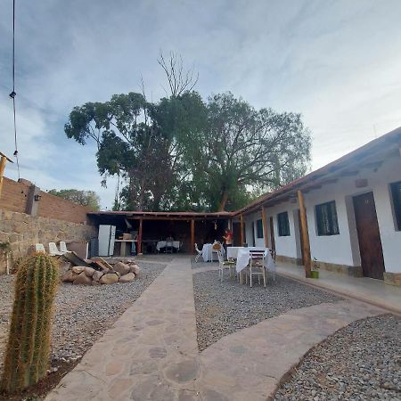 Arbol Tilcara Albergue Exterior foto